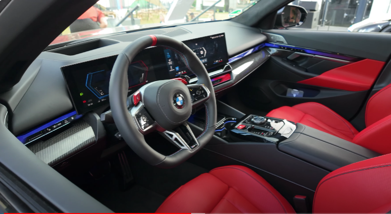 BMW M5 G90 2025 INTERIOR